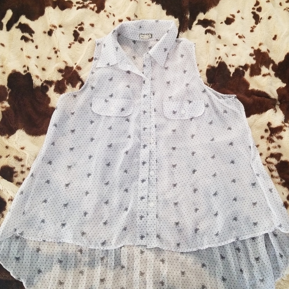 Eyeshadow high/low sheer tank